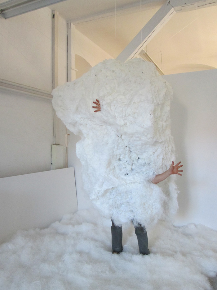 the cloud, 300cm, installation, 2013